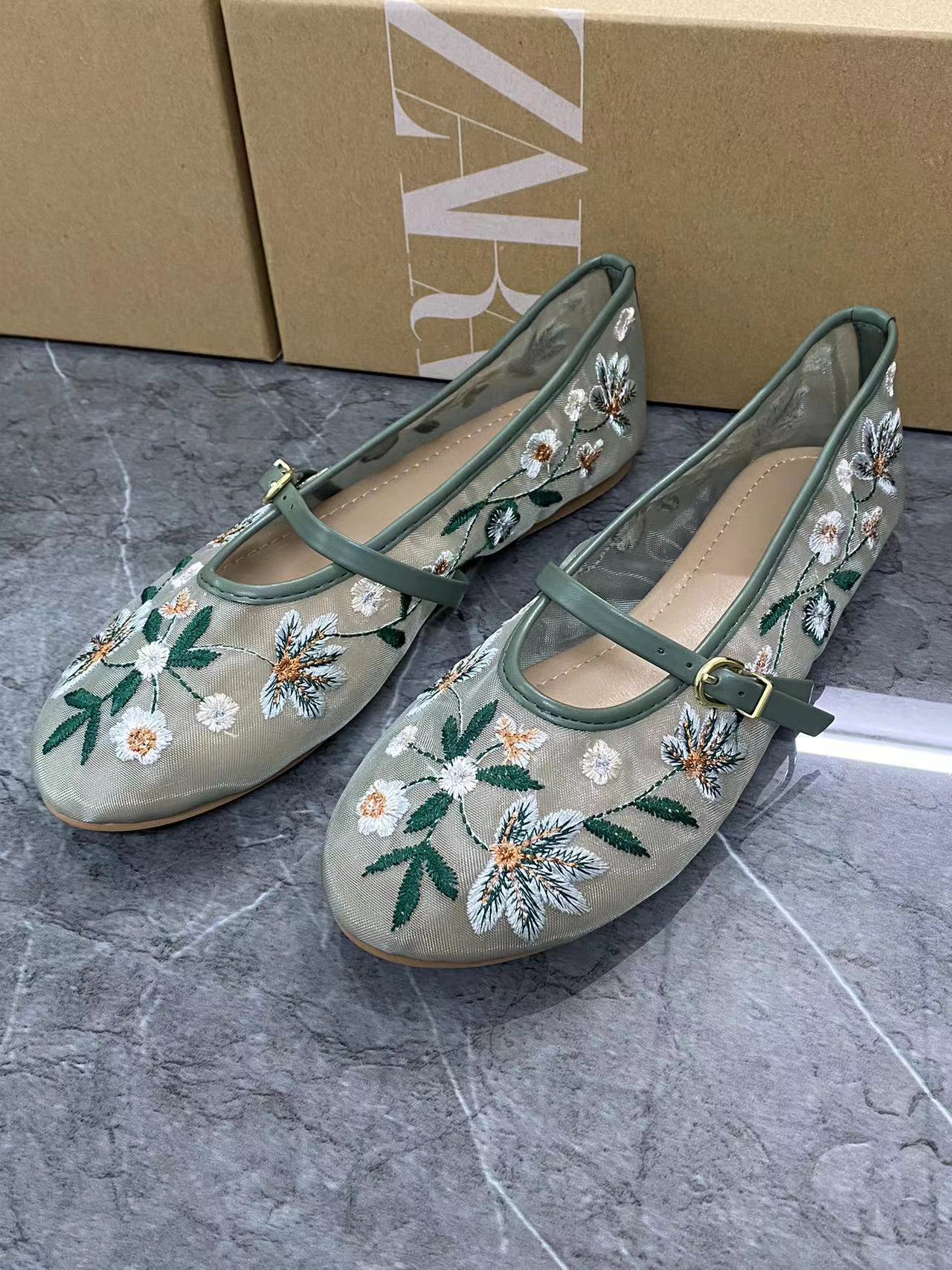 Women's Shoes Green Flower Embroidered Mesh Cloth Ballerina Flats New Guo Feng