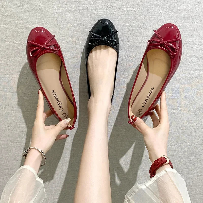 Ballet Flats Shoes Women Classics Casual Loafers Red Patent Leather Lady Fashion Design Bowknot Shoes for Woman's Spring/Autumn - Belvar