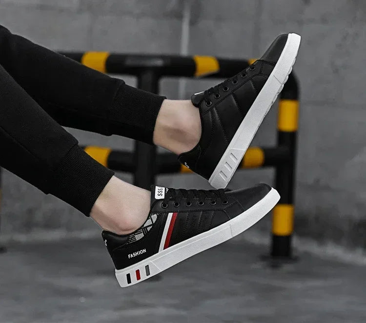 Men's flat shoes 2025; Cool men's sports shoes; Men's outdoor sports shoes for spring and autumn; Fashionable vulcanized shoes; - Belvar