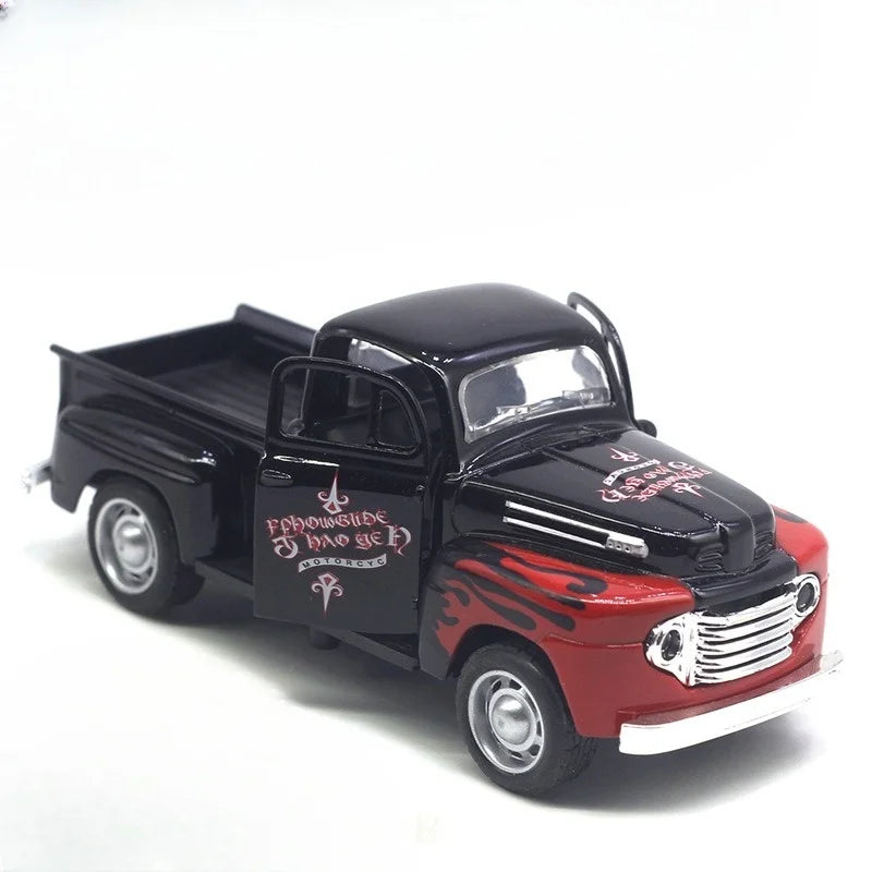 1:32 Alloy Car Model Simulation Car Cartoon Cute Children's Car Bus Pull Back Toy Car Tabletop Small Decoration Toy