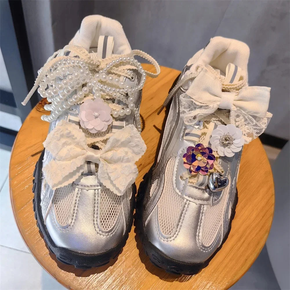 1PCS New Fashion Shoelaces Clips Buckle Decorations Shoe Buckle for Sneaker Leather Rose Bow Heart Shoe Charms Shoes Accessories