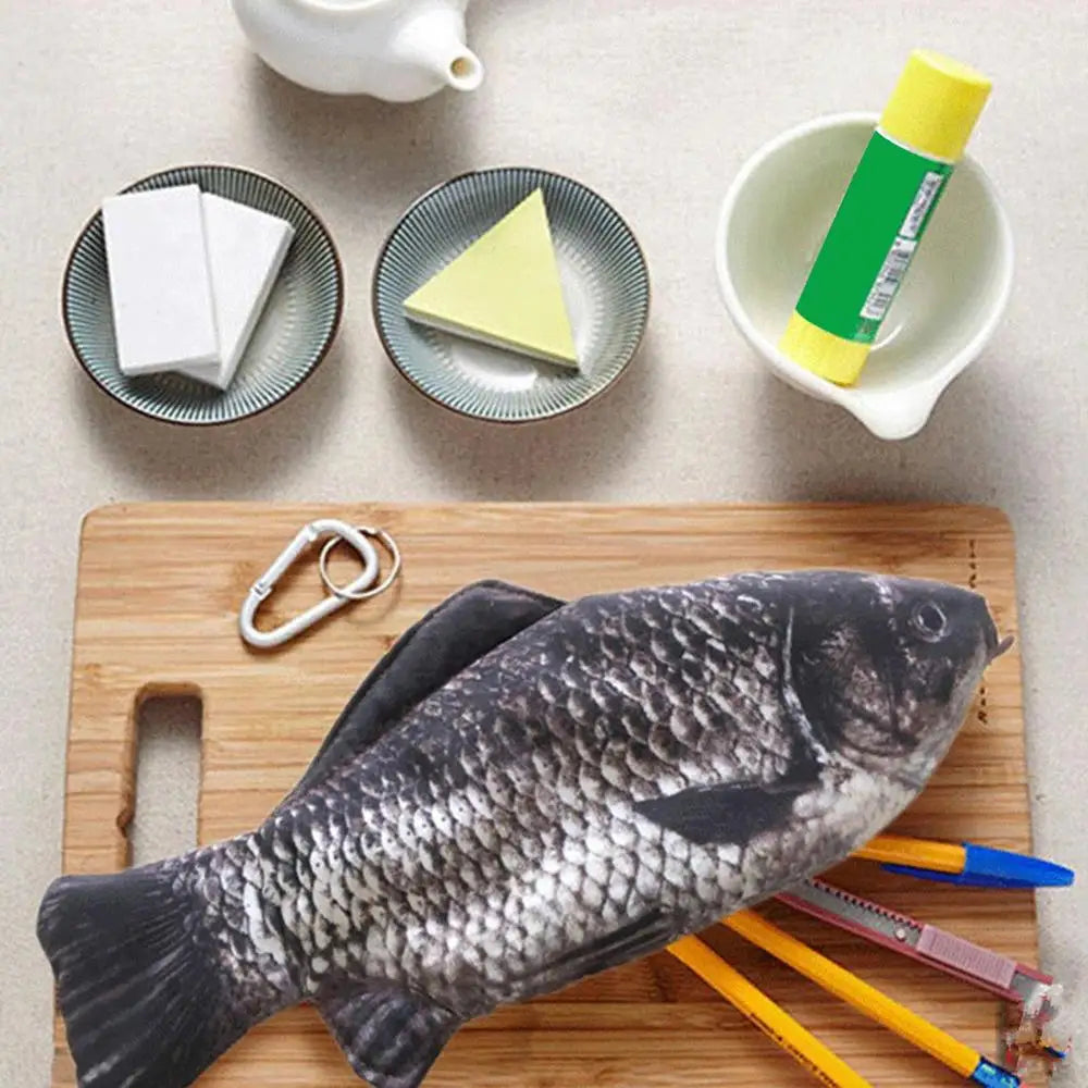 Realistic Carp Pen Bag Fish Shape Make-up Pouch Pen Pencil Case With Zipper Makeup Pouch GiftsToiletry Wash Funny Handbag