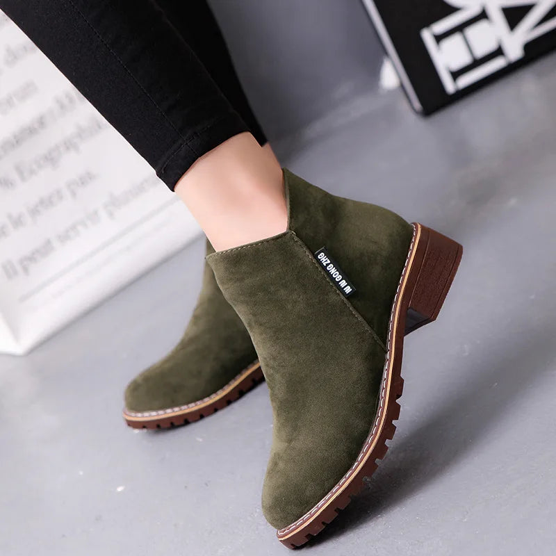 Shoes Women 2022 Fashion Thick Sole Ankle Boots Comfortable Plus Size Snow Boots for Women Female Platform Boots Botas De Mujer - Belvar