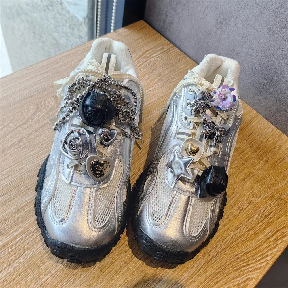 1PCS New Fashion Shoelaces Clips Buckle Decorations Shoe Buckle for Sneaker Leather Rose Bow Heart Shoe Charms Shoes Accessories