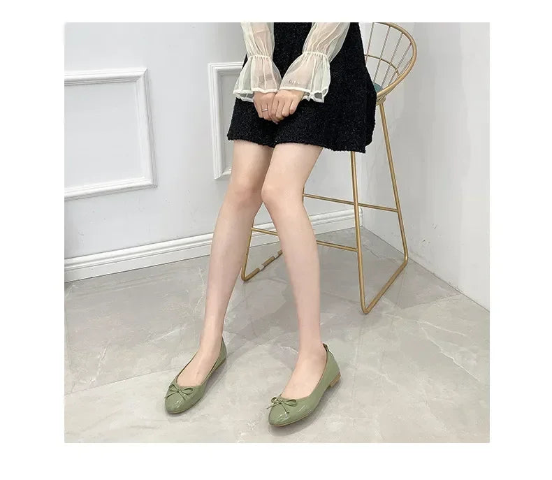Ballet Flats Shoes Women Classics Casual Loafers Red Patent Leather Lady Fashion Design Bowknot Shoes for Woman's Spring/Autumn - Belvar
