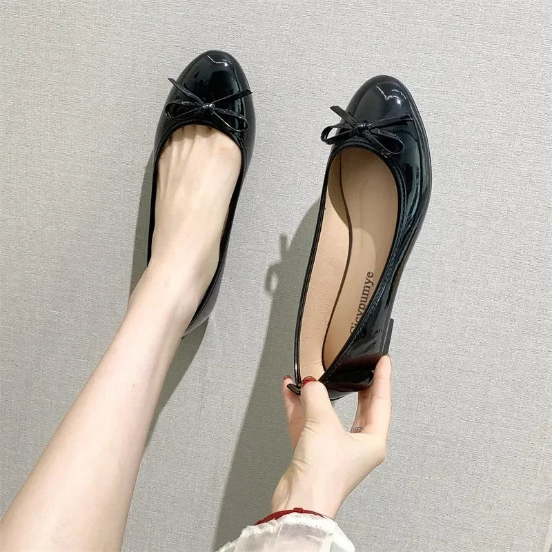 Ballet Flats Shoes Women Classics Casual Loafers Red Patent Leather Lady Fashion Design Bowknot Shoes for Woman's Spring/Autumn - Belvar