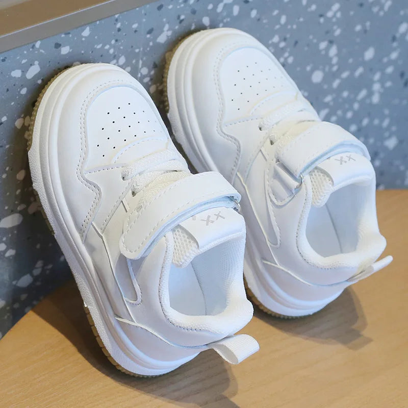 Children's White Shoes Spring and Autumn Kid's Sports Shoes Anti slip Lightweight Boys Board Shoes Soft Sole Baby Casual Shoes - Belvar