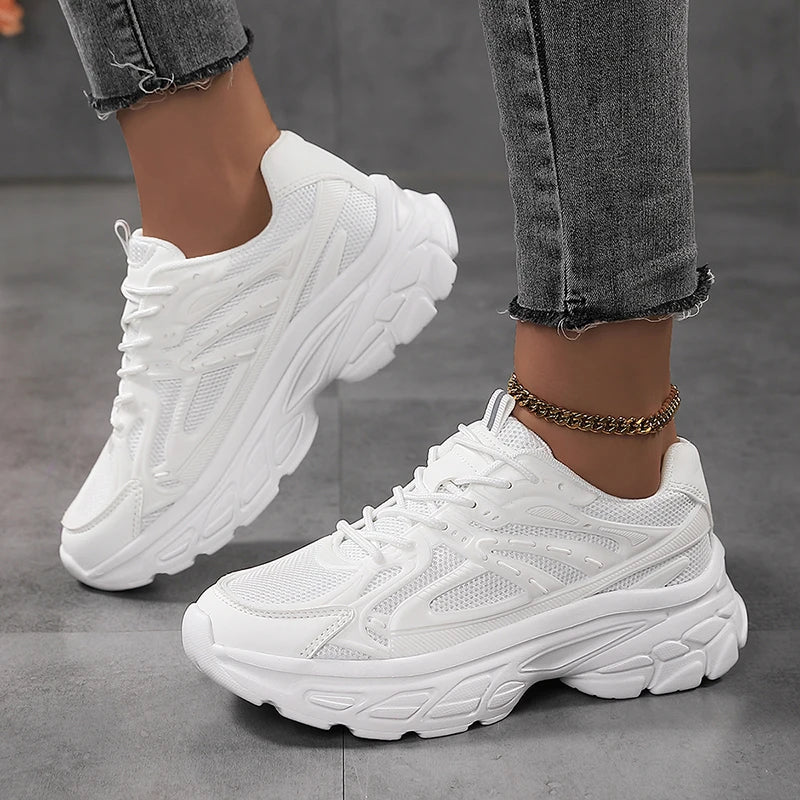 Women's low top sports shoes breathable white lace up walking sports shoes casual matching running thick sports shoes