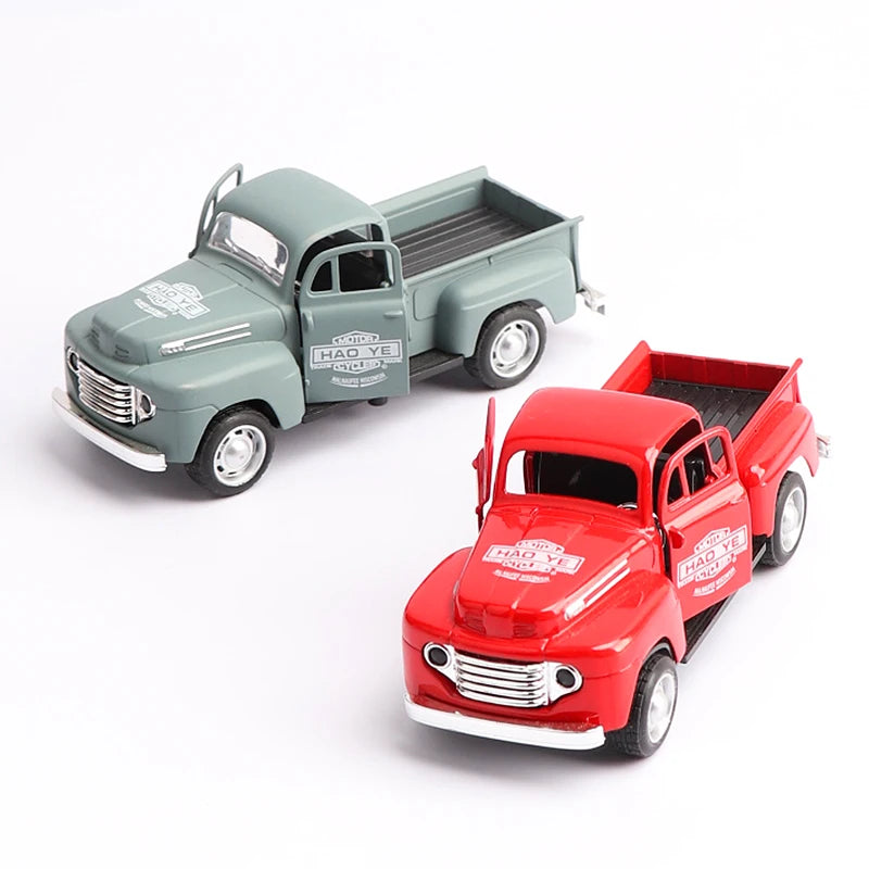 1:32 Alloy Car Model Simulation Car Cartoon Cute Children's Car Bus Pull Back Toy Car Tabletop Small Decoration Toy