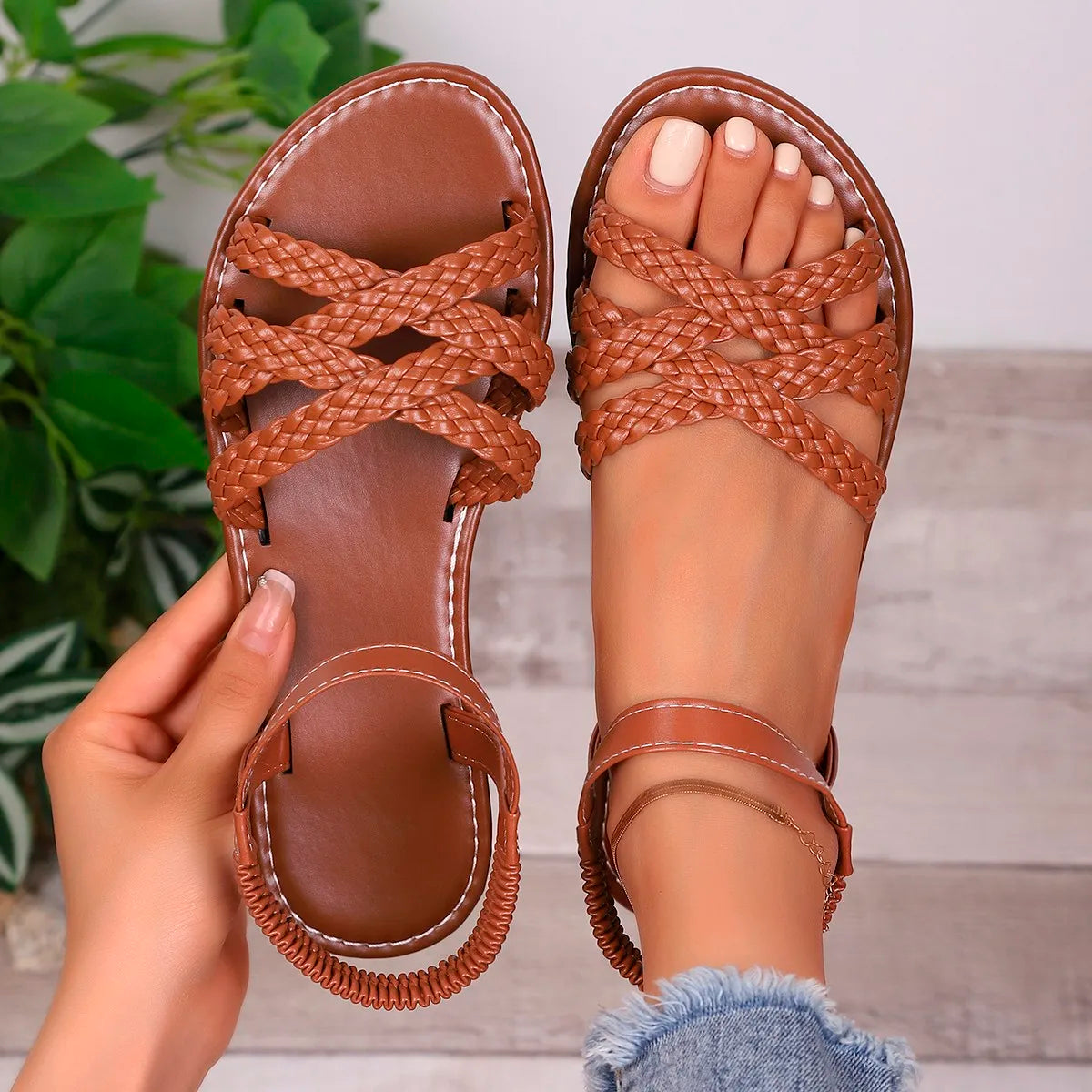 Shoes for Women 2025 Summer New Women Flat Sandals Bottom Roman Strap Sandals with Non Slip Rubber Soles Ladies Daily Sandalia - Belvar