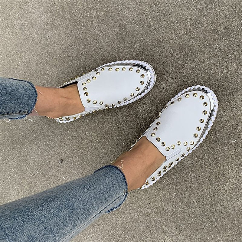 Fashion Rivet Shoes Flat Sneakers Women - Belvar