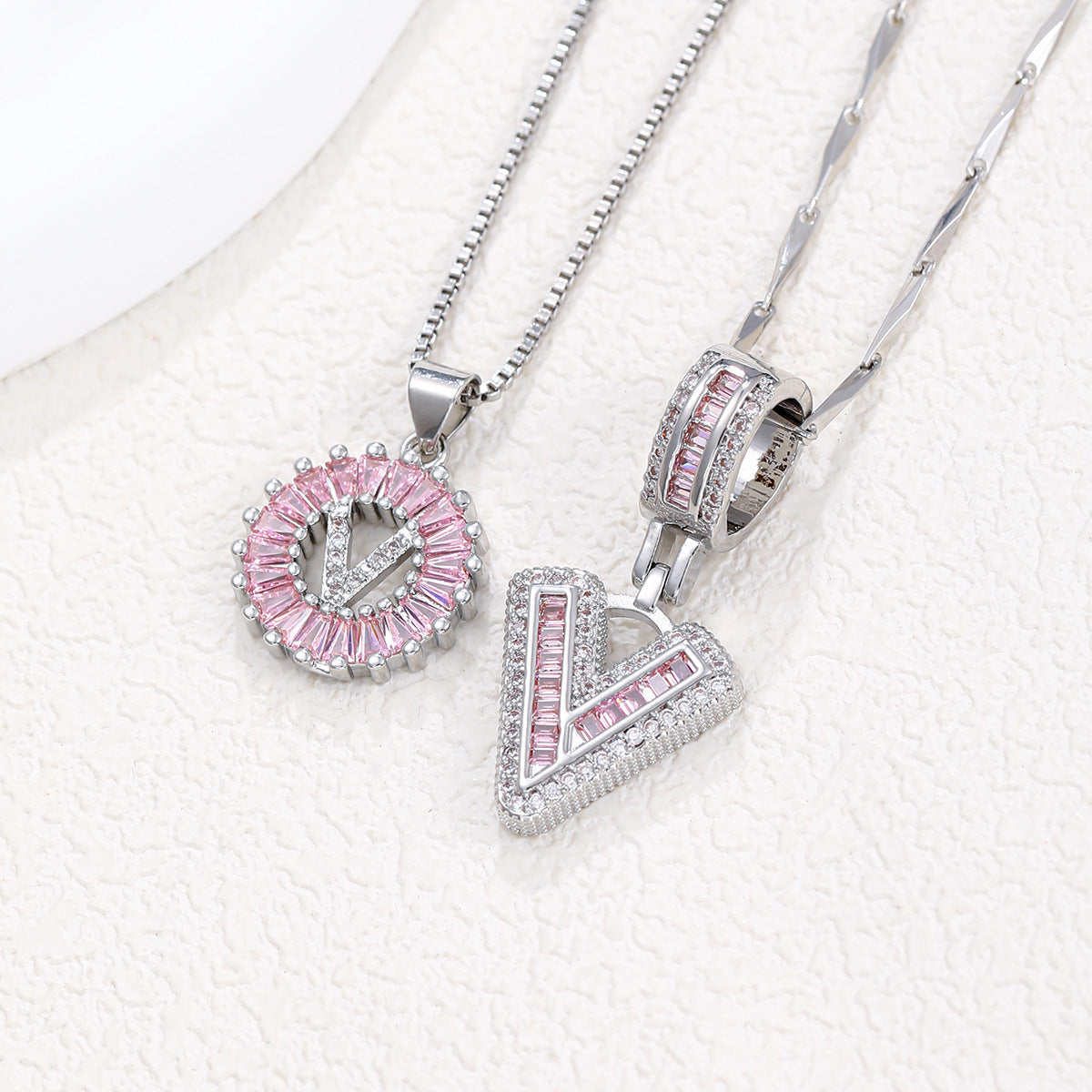 Rock Sugar 26-letter Pendant Necklace For Women, Copper Inlaid Zircon Round Flower Jewelry Set
