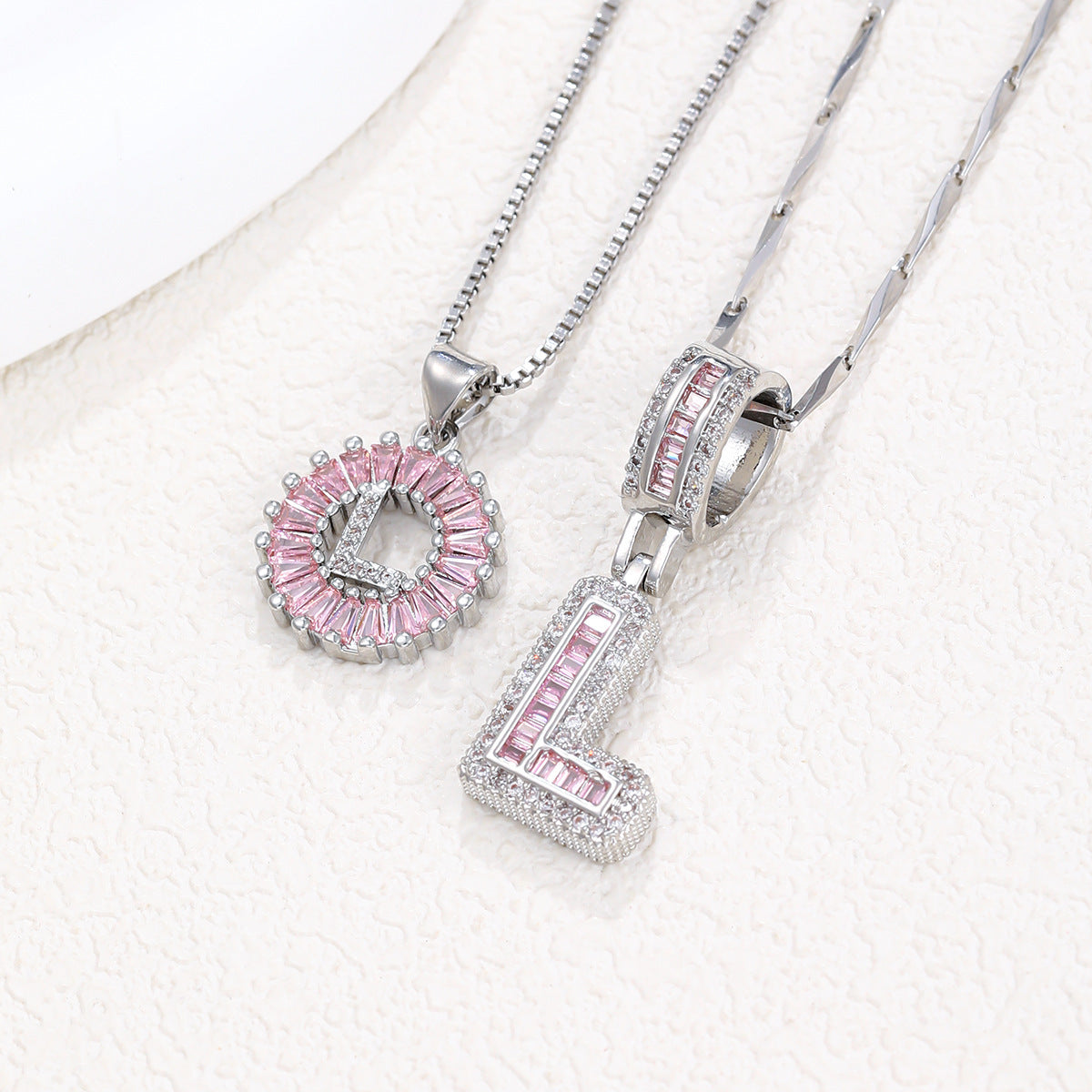 Rock Sugar 26-letter Pendant Necklace For Women, Copper Inlaid Zircon Round Flower Jewelry Set