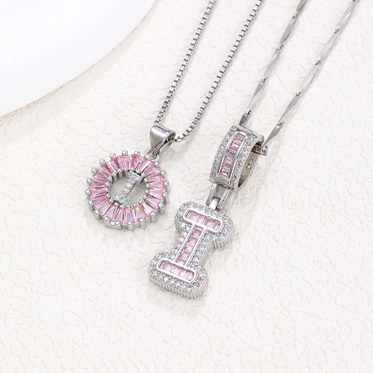 Rock Sugar 26-letter Pendant Necklace For Women, Copper Inlaid Zircon Round Flower Jewelry Set