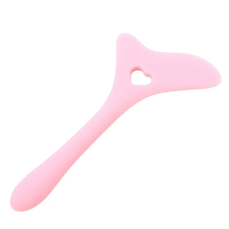 wholesale Multi-functional Eyeliner Stencil Wing Tips Silicone Eyeliner Aid Drawing Lipstick Wearing Aid Reusable Makeup Tools