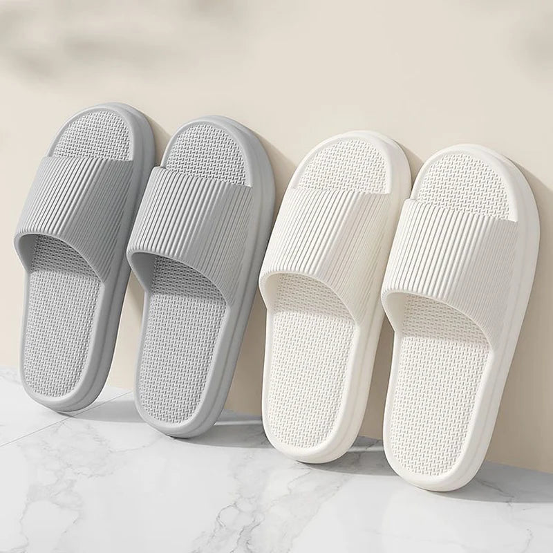 Summer Slippers For Women Men Soft Lightweight Indoor Home Slides Cloud Slipper Men Flat Sandals Beach Shoes Man Male Flip Flops