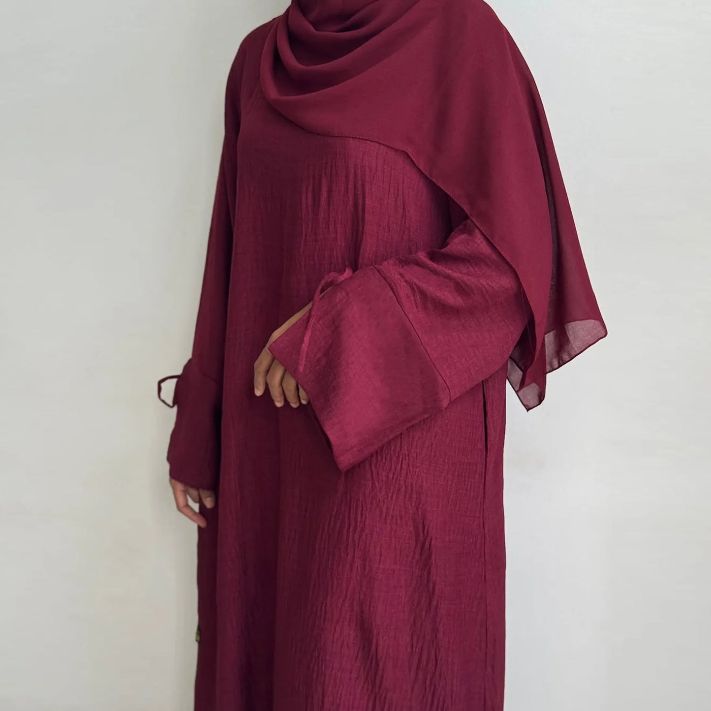 Solid Color Casual Robe from Dubai & Turkey, Comfortable and Stylish Costume for Dress up and Cosplay