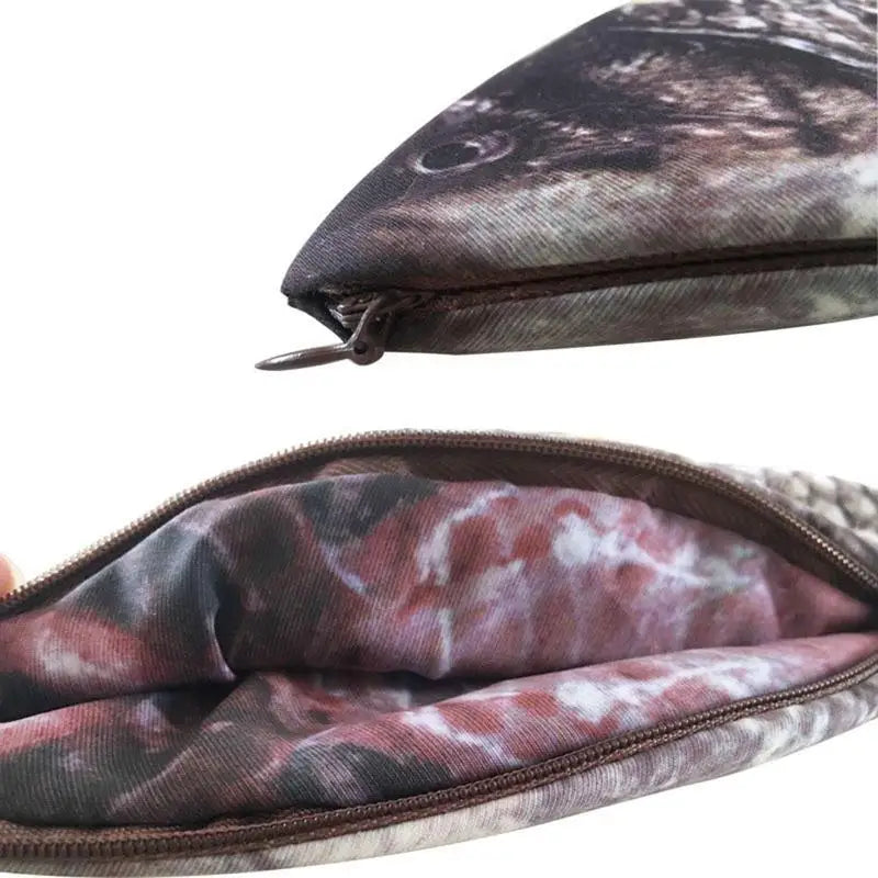 Realistic Carp Pen Bag Fish Shape Make-up Pouch Pen Pencil Case With Zipper Makeup Pouch GiftsToiletry Wash Funny Handbag