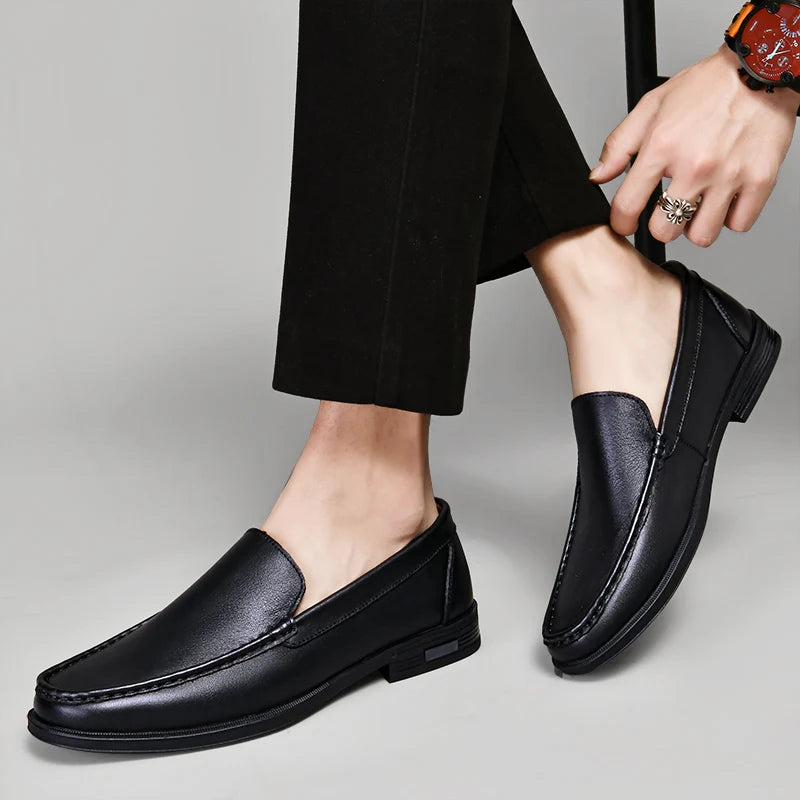 Men's comfortable walking shoes made of genuine leather, one foot loafers, new trendy designer, Mo hot selling driving shoes - Belvar
