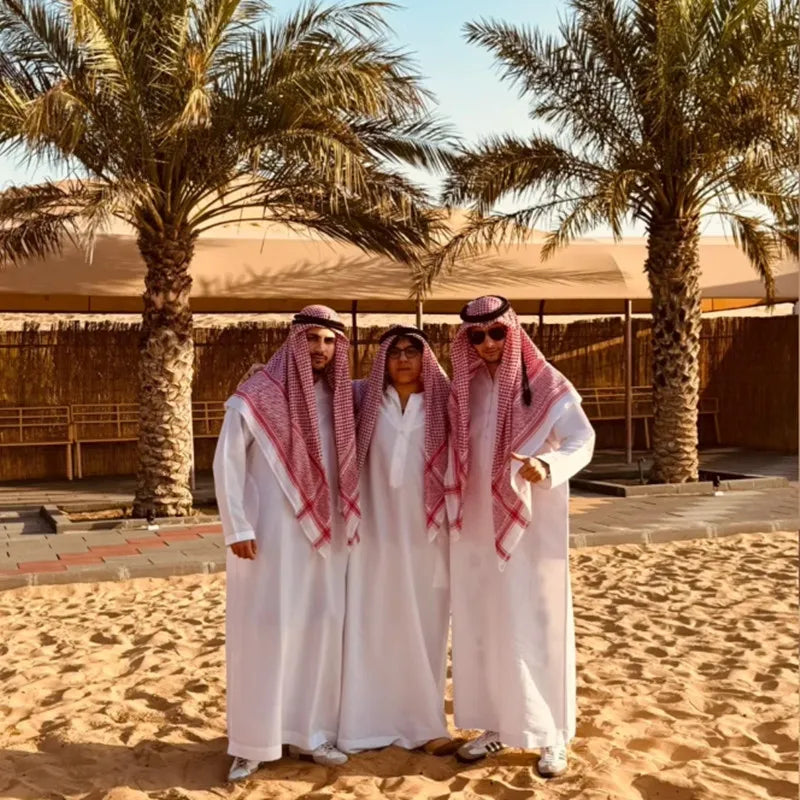 White Middle East Dubai Arabian Cosplay Costume Traditional Clothing Funny Party Clothing With Headscarf