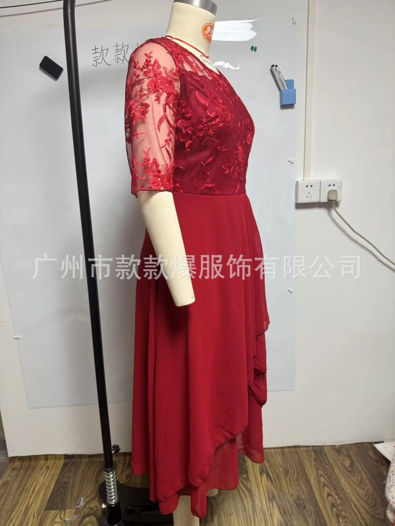 Womens Dresses Romantic Simple Dress With Chiffon Patchwork Lace Hollow Out Long Dress Bridesmaid Evening Dress Women's Wear
