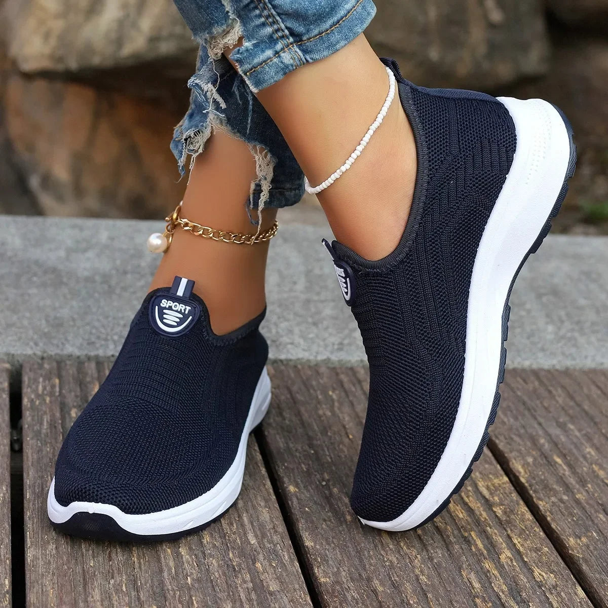 Shoes for Women Lightweight Breathable Big Size Lady Flats Slip on Casual Shoes Outdoor Sport Tennis Shoes Fashion Sneakers