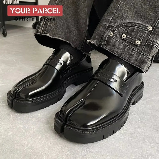 Split toe horseshoe shoes for men's thick sole Loafer shoes Tabi shoes patent leather Korean version trend casual leather shoes - Belvar
