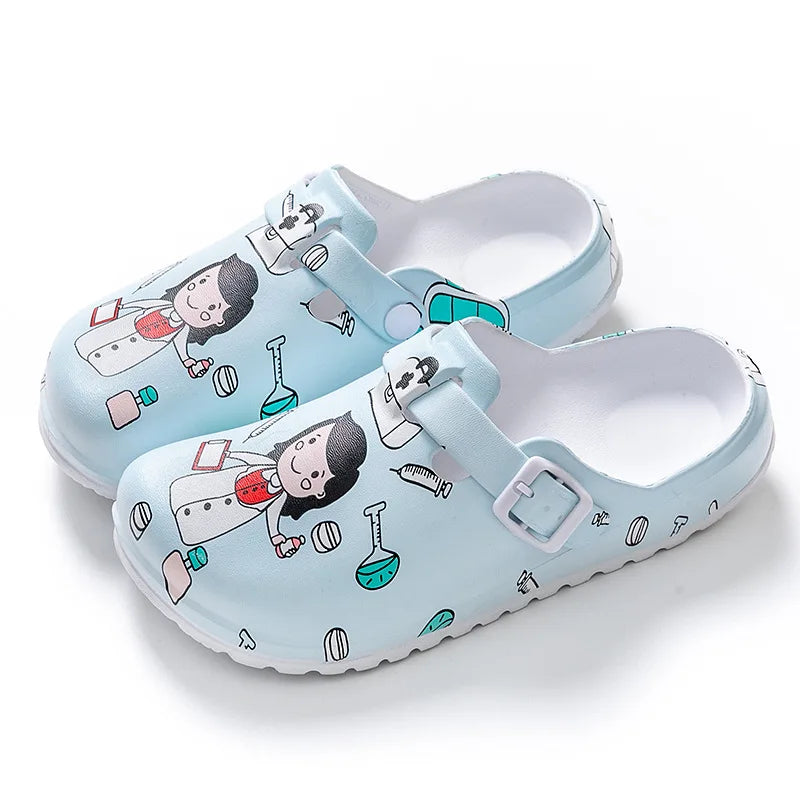 Surgical shoes for men and women breathable specialized protective clogs for doctors nurses and laboratory use sandals