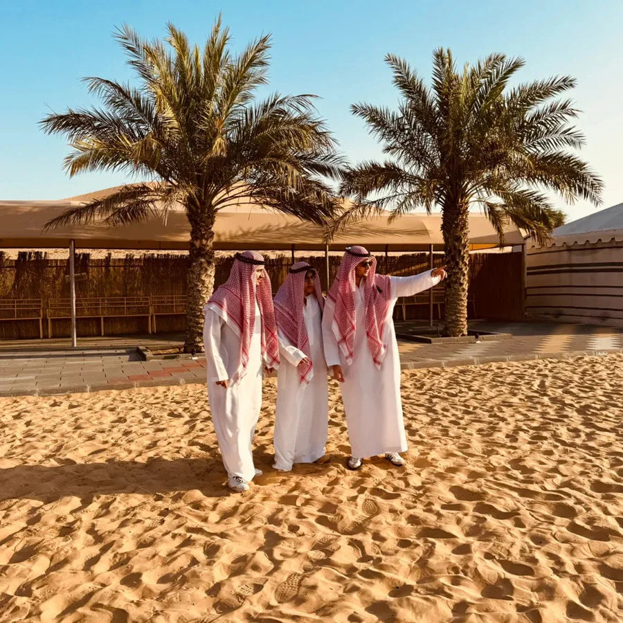 White Middle East Dubai Arabian Cosplay Costume Traditional Clothing Funny Party Clothing With Headscarf
