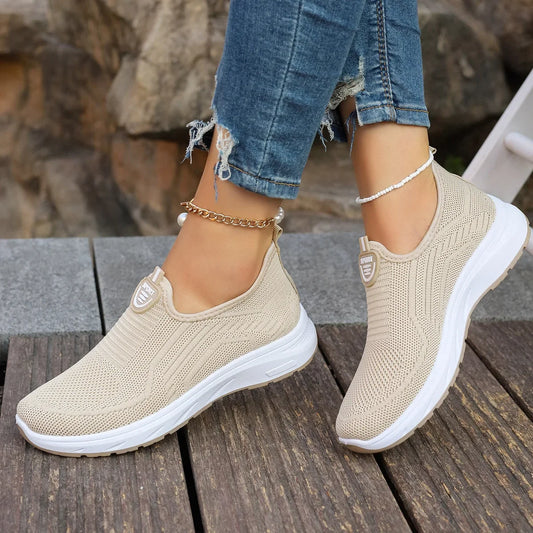Shoes for Women Lightweight Breathable Big Size Lady Flats Slip on Casual Shoes Outdoor Sport Tennis Shoes Fashion Sneakers