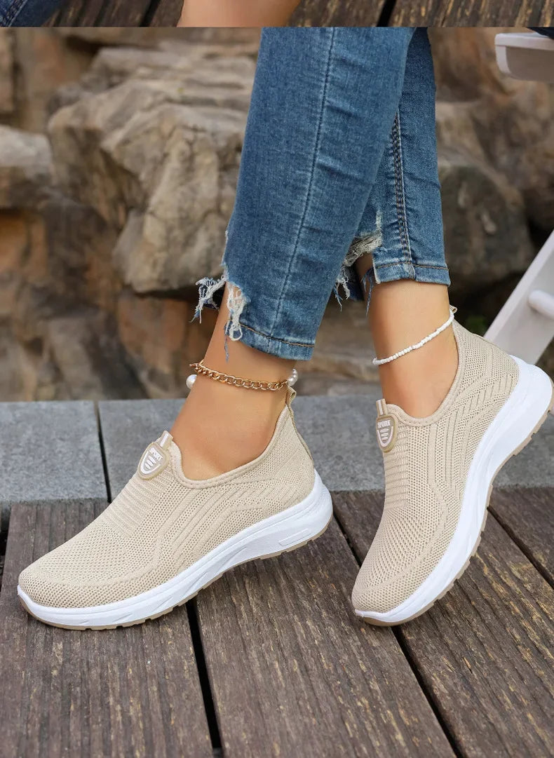 Shoes for Women Lightweight Breathable Big Size Lady Flats Slip on Casual Shoes Outdoor Sport Tennis Shoes Fashion Sneakers