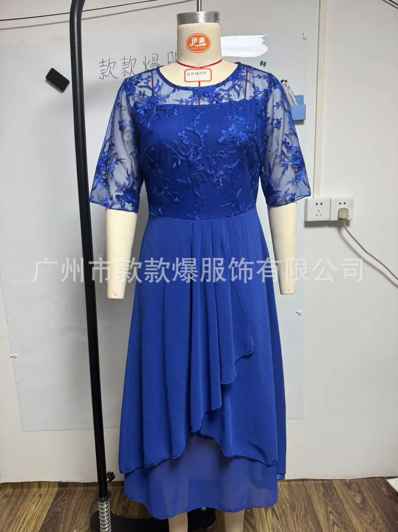 Womens Dresses Romantic Simple Dress With Chiffon Patchwork Lace Hollow Out Long Dress Bridesmaid Evening Dress Women's Wear