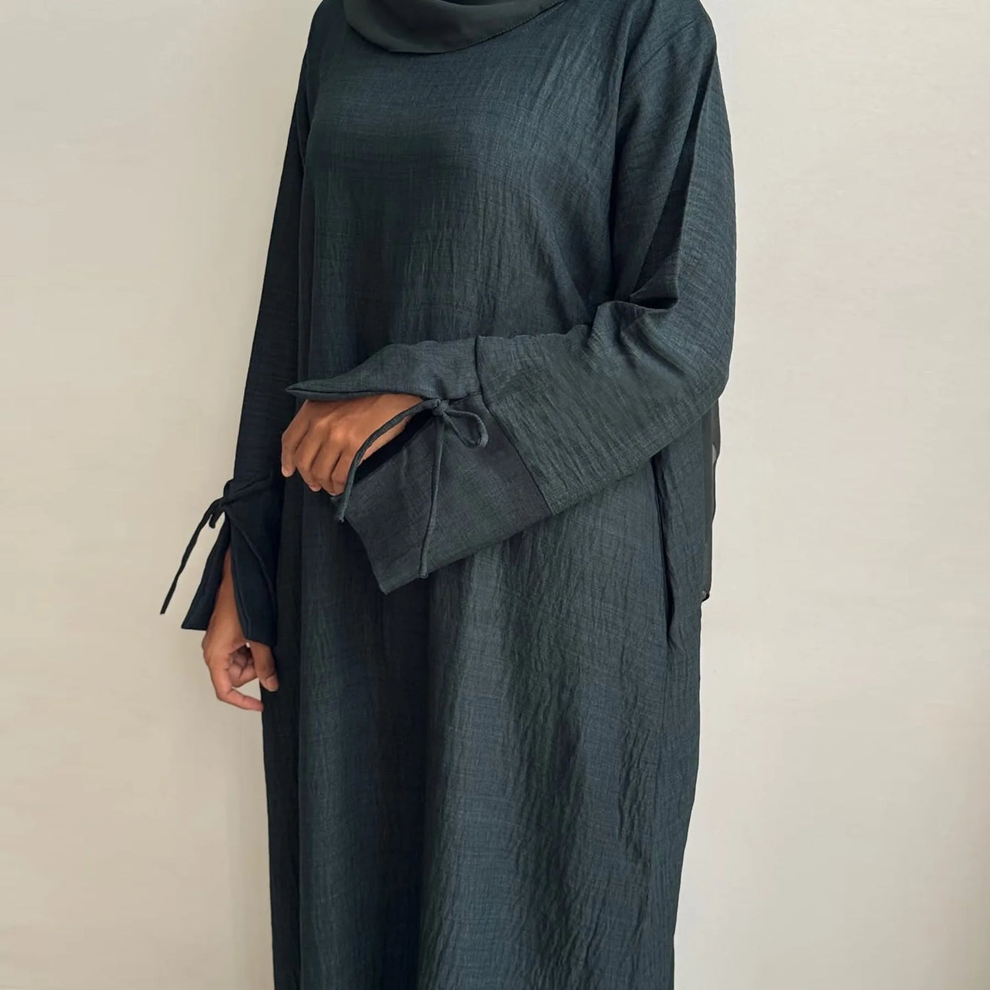 Solid Color Casual Robe from Dubai & Turkey, Comfortable and Stylish Costume for Dress up and Cosplay