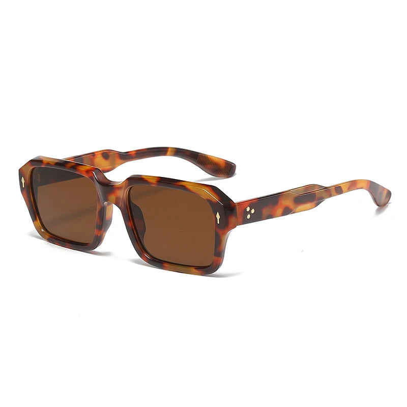 2024 New Square Sunglasses Personalized Sunscreen Ink High Quality Men's Retro Black Classic Rivet Fashion Glasses
