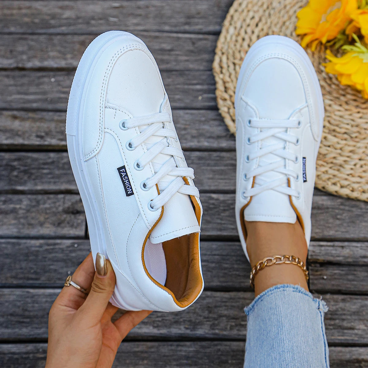 Ladies' classic black fashionable sports shoes, comfortable all season low cut lace up shoes, ladies' casual shoes - Belvar