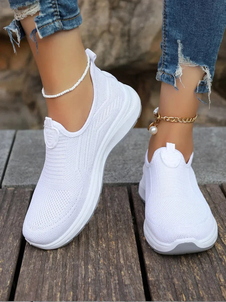 Shoes for Women Lightweight Breathable Big Size Lady Flats Slip on Casual Shoes Outdoor Sport Tennis Shoes Fashion Sneakers