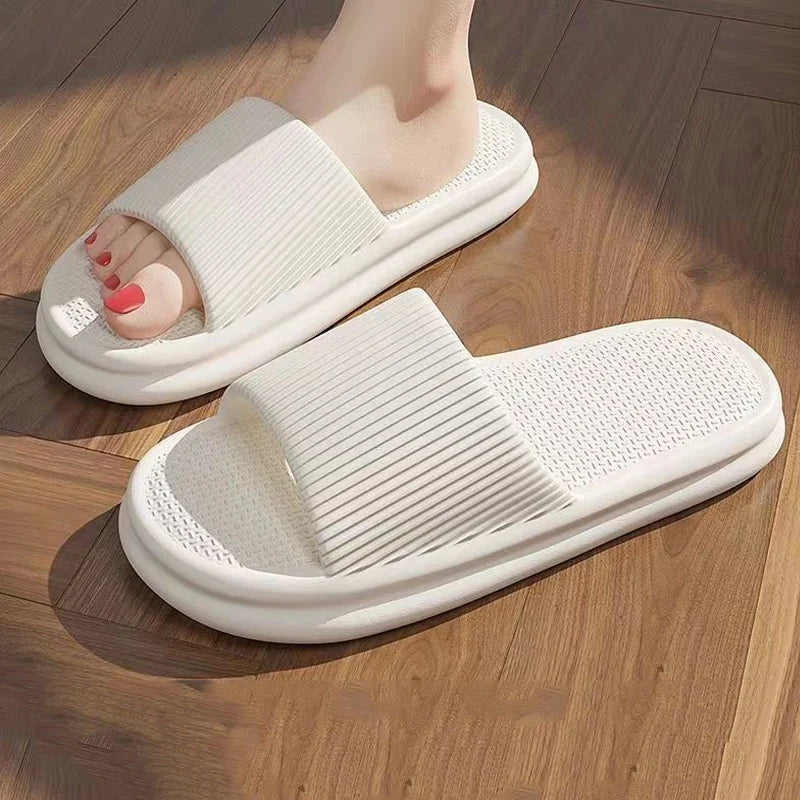 Summer Slippers For Women Men Soft Lightweight Indoor Home Slides Cloud Slipper Men Flat Sandals Beach Shoes Man Male Flip Flops