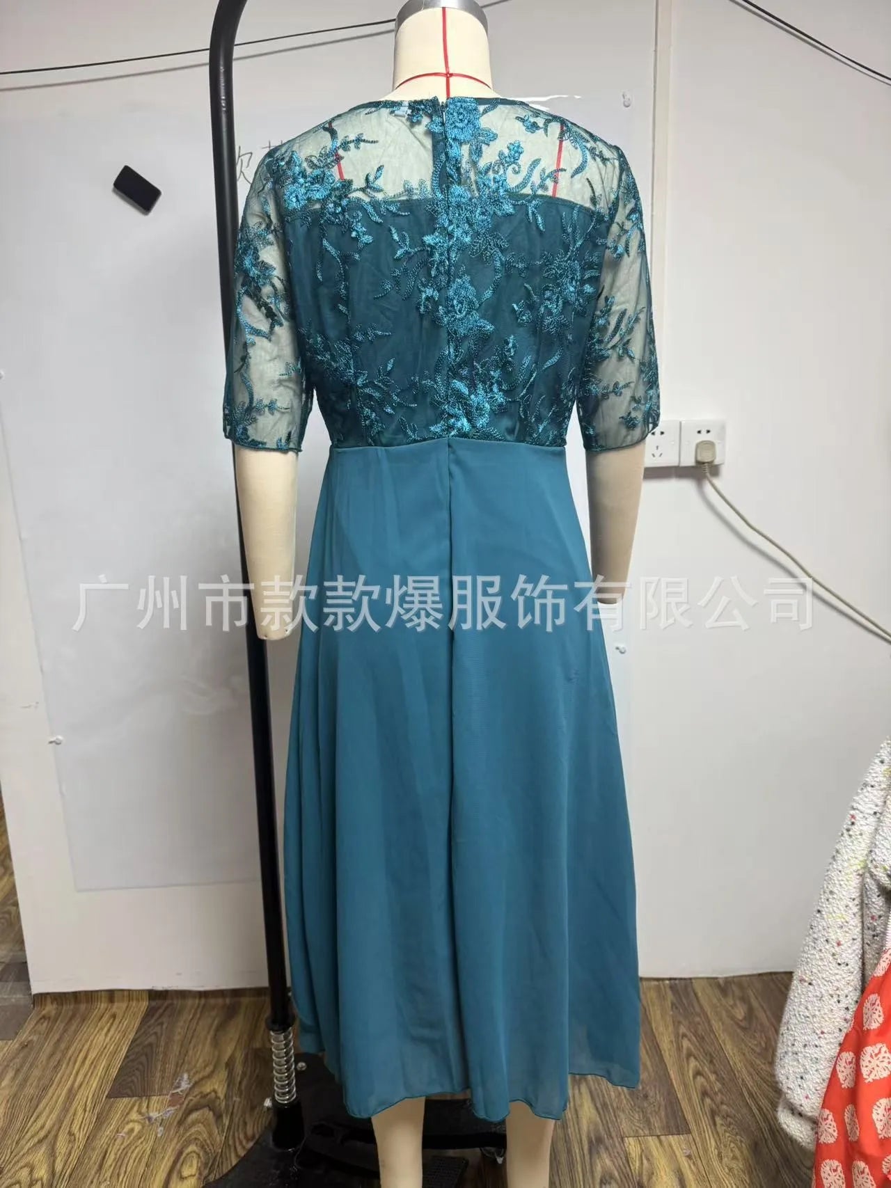 Womens Dresses Romantic Simple Dress With Chiffon Patchwork Lace Hollow Out Long Dress Bridesmaid Evening Dress Women's Wear