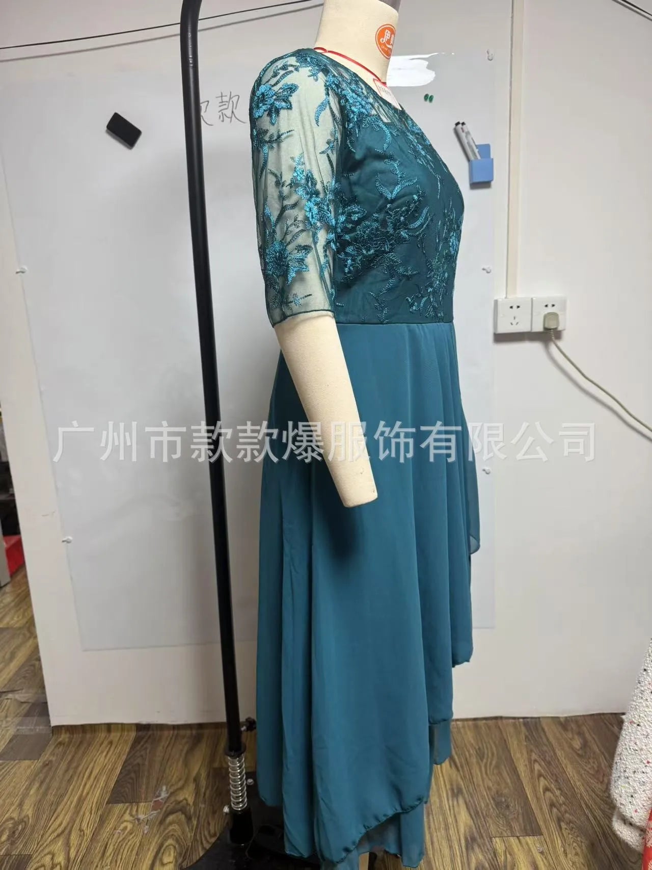Womens Dresses Romantic Simple Dress With Chiffon Patchwork Lace Hollow Out Long Dress Bridesmaid Evening Dress Women's Wear