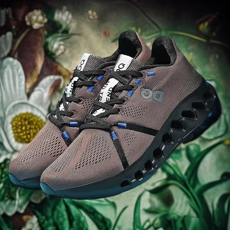 Trendy and Comfortable Casual Sports Shoes: Fashionable Soft-Sole Walking Footwear